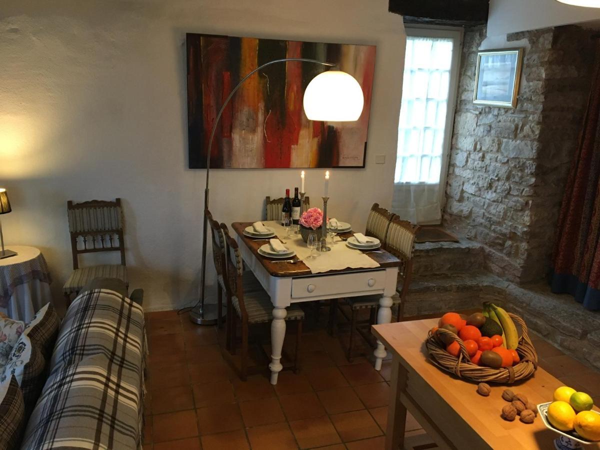 Les Gites Perard Caylus Exterior photo