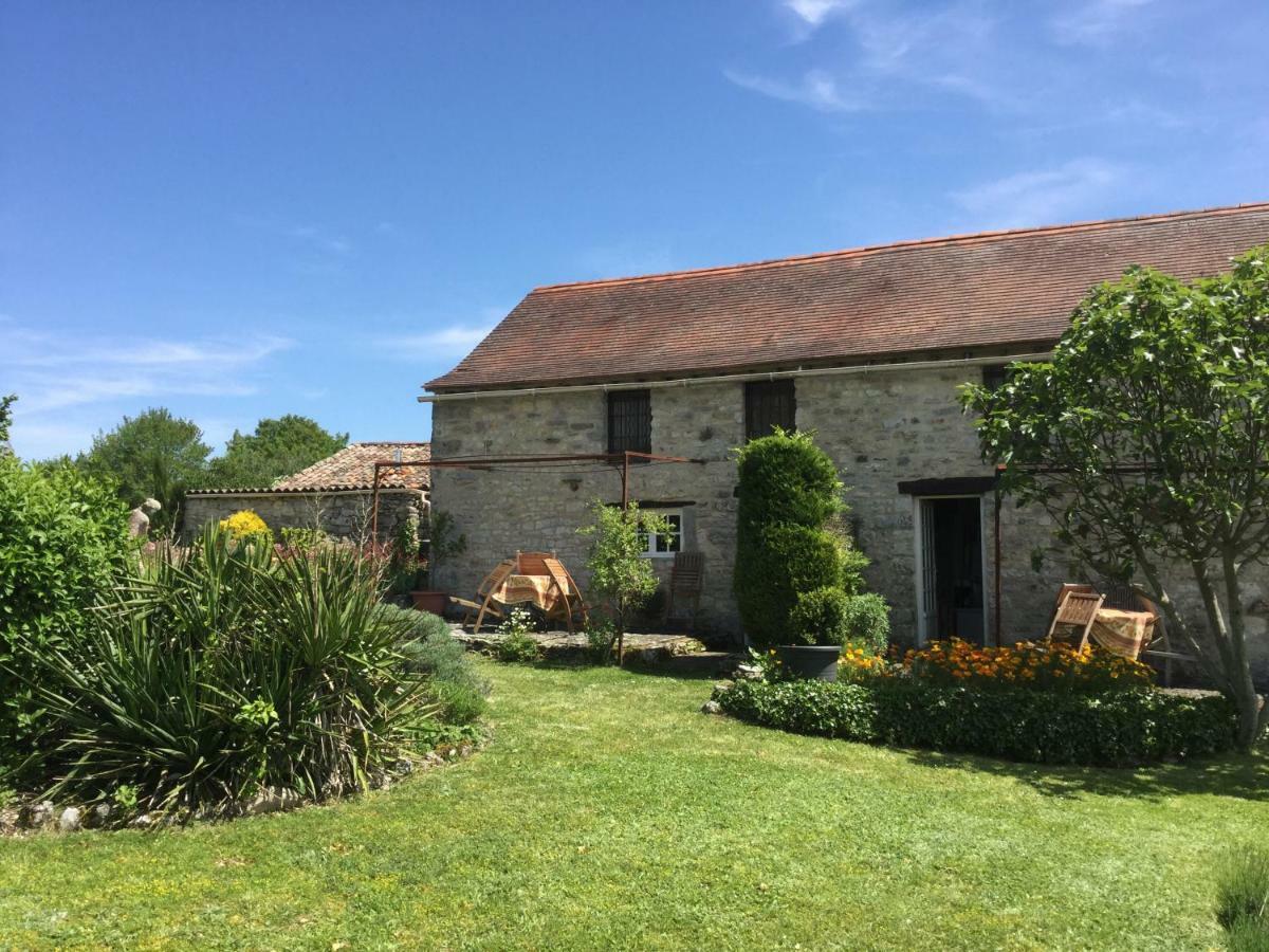 Les Gites Perard Caylus Exterior photo